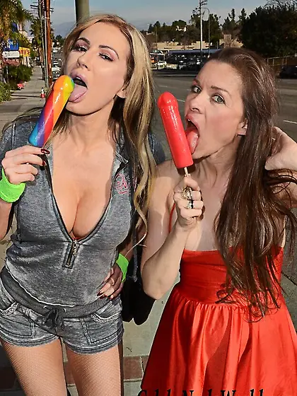 Ana Braga & Alicia Arden Sexy