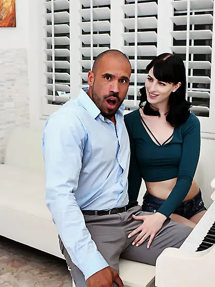 Hardcore stepfather fucks step daughter