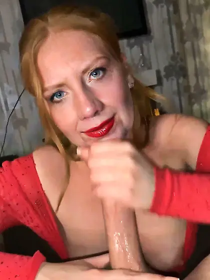 Lisa G.  sucking cock at Christmas in Virginia