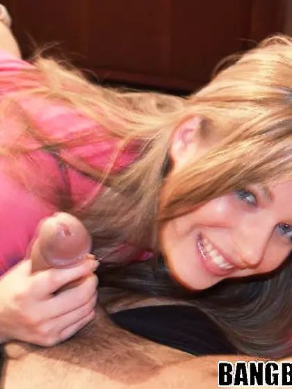 Haley Scott lifts his mini skirt and pleases her hung lover with