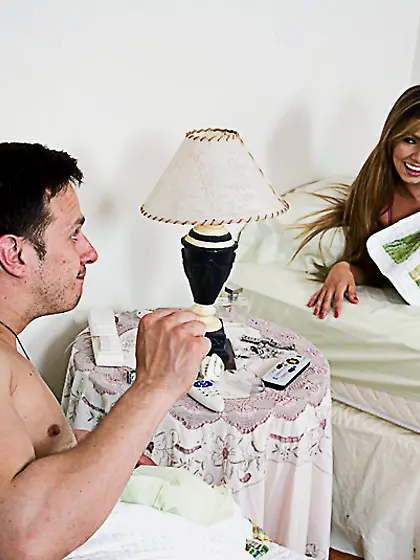 Horny Latina Esperanza Gomes in rose robe does a throat job and