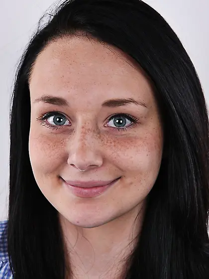 Fleshy smiling chick tight