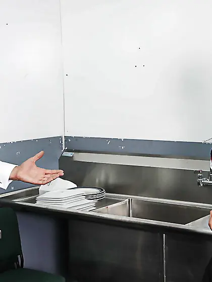 American busty hot kissing