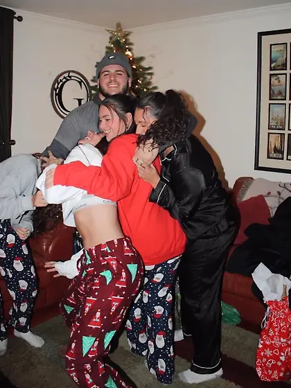 Whore McF Sisters and Cousin Jordyn (Xmas Edition)