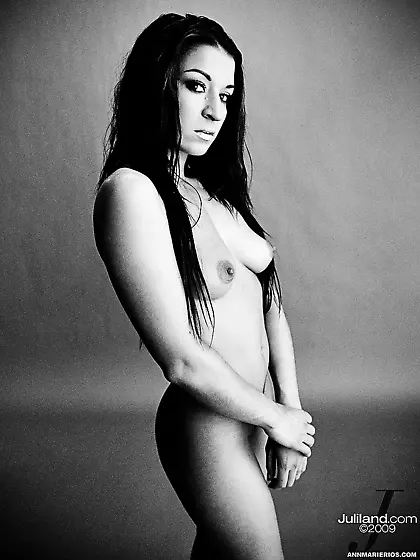 Smoking hot brunette babe Ann Marie Rios takes off her clothes a
