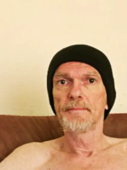 59 yo brunette Fufu.