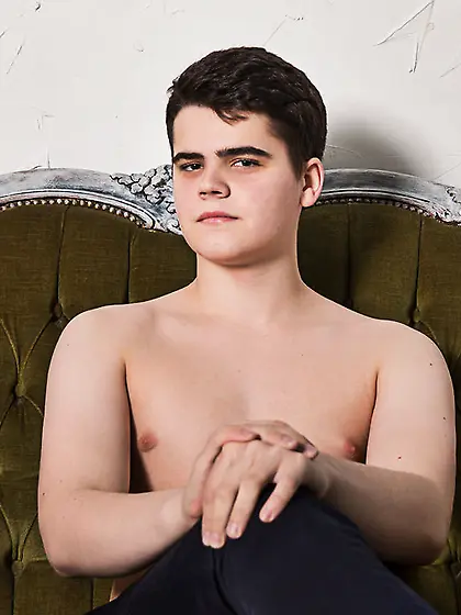 White young man acevernon