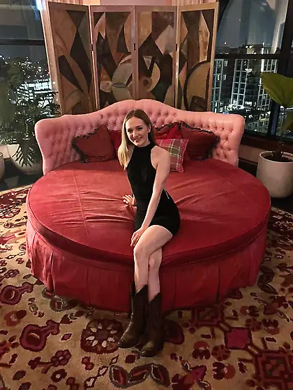 Webslut Hailee caught on SLTrooms