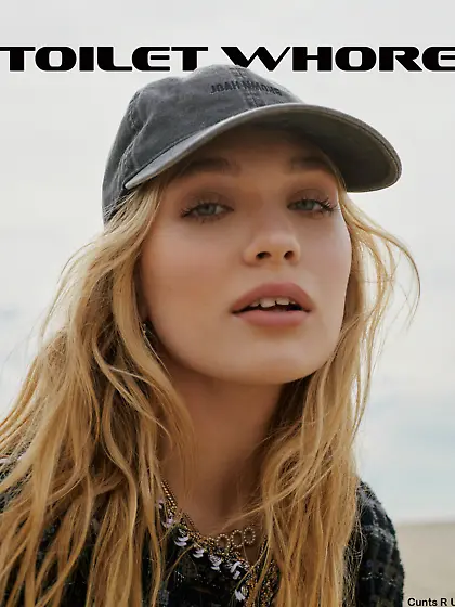 Toilet whore