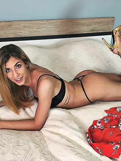 GERMAN SCOUT - SHONA RIVER