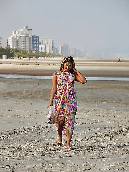 Annita Ferrari gets her pussy licked and fucked after stripping