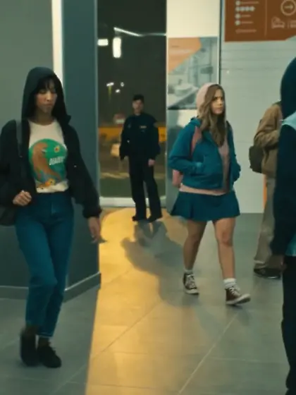 Wake up Charlotte Stoiber (29) Emily Rabbit