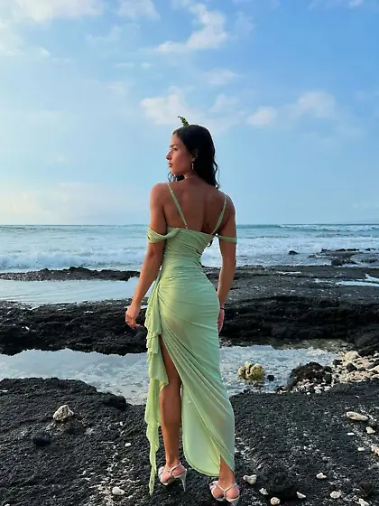 how would you wreck this hot wannabe gymslut?