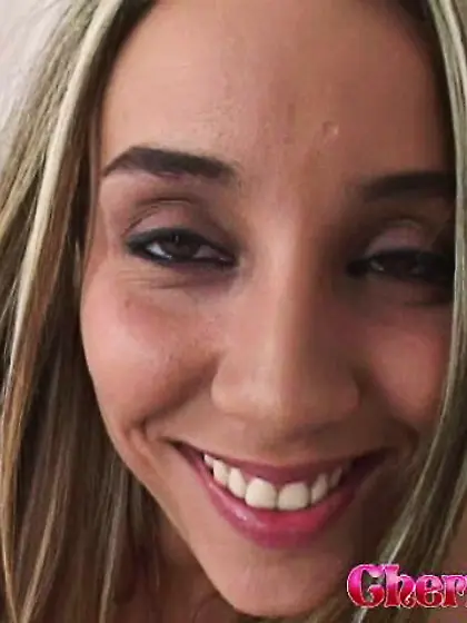 Blonde hottie teases nice