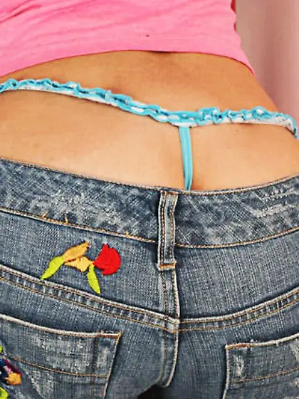 Glassed chick Veronica Stone gets her pussy pounded with her tig