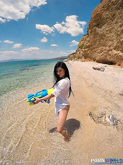 Russian brunette lesbian sex and pussy licking