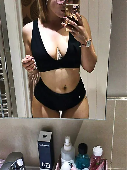 Scarlett the Slut Wife