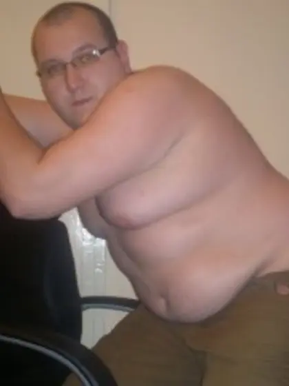 Brunette Dave Live Orgasm.