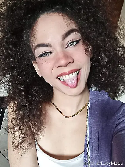 Lucy Moou Free Photos