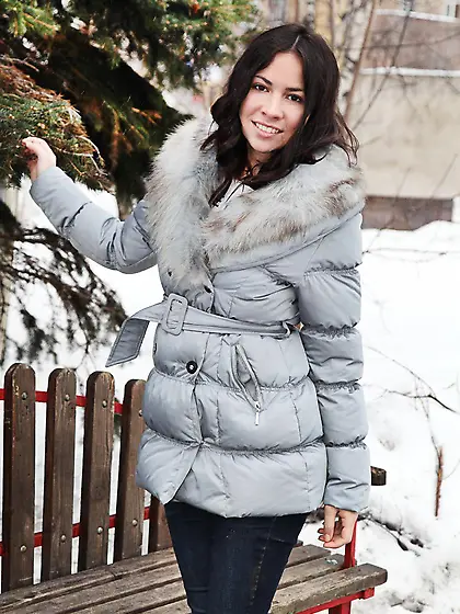 Brunette girl Margo B has a spectacular bod and she flaunts it f