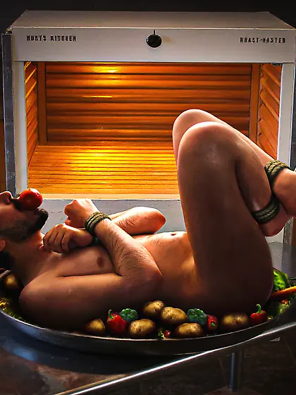 Nude male ready for oven dolcett fantasy apple g