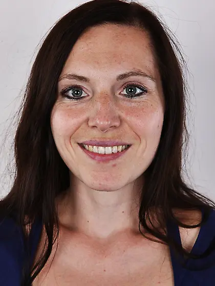 Hot brunette mom natural