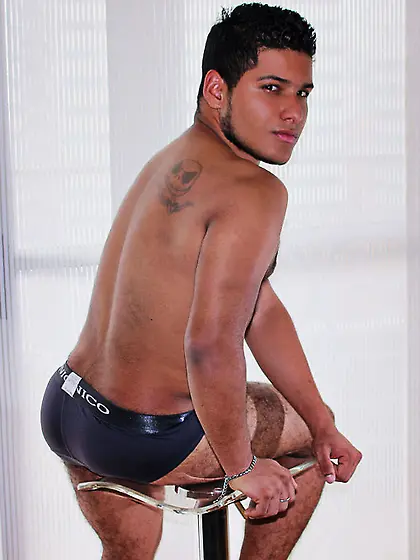 Latin young man brucenel