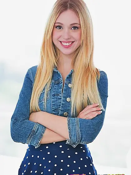 Red top dressed blonde