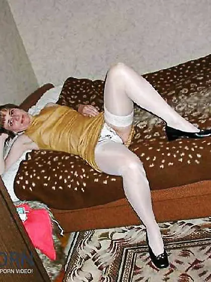 Mature inexperienced wifey in shining white pantyhose