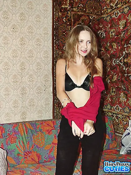 Red lipped harlot big