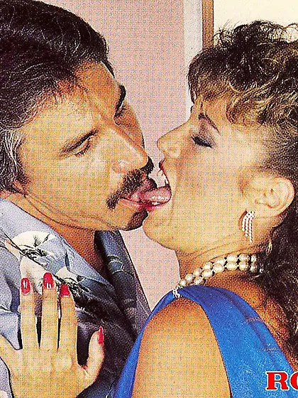 Stunning retro lady enjoys