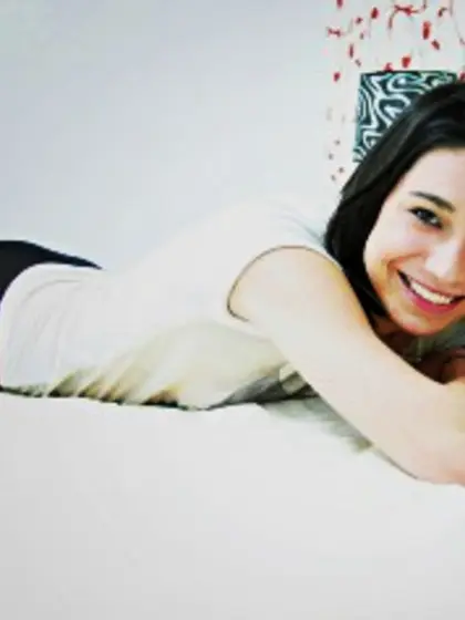 Brunette playfullgina perform anal