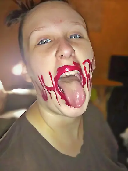 4'9" white ex. lives for big black cocks and cu