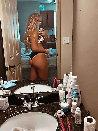 Sophie Crane Webslut exposed