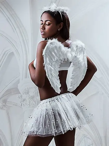 Ebony german cameltoe