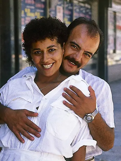 Curly babe sucks husbands