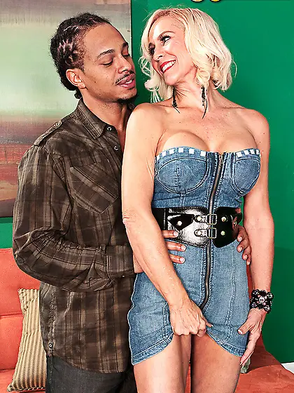 Interracial mom first porn