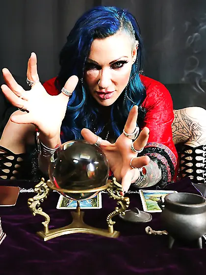 Big tits emo handjob