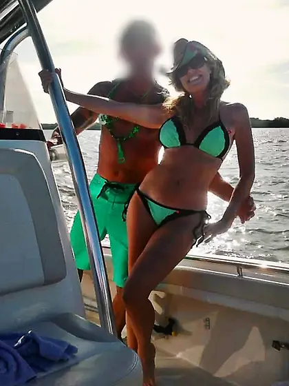 Wifes Slutty Divorced Friend I’ve Dickflashed 3-