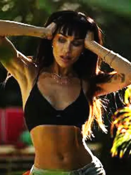 Riki Lindhome - Wheel of Fortune, January 2016