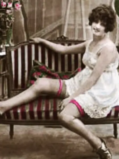 Goreous vintage naked ladies