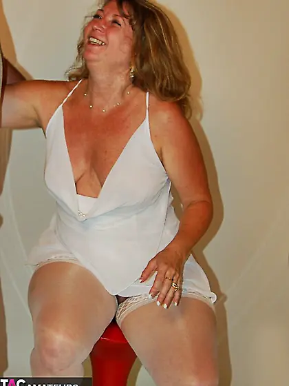 Fat blonde cougar nipple