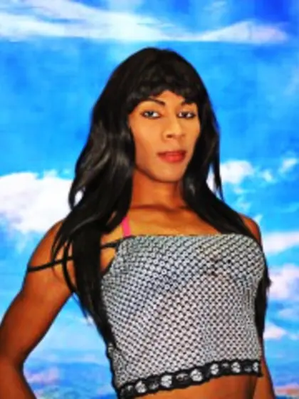 20 yo brunette Dfereere.