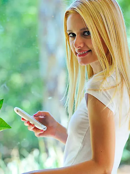 Flat chested blonde kitty Kennedy Kressler with smooth snatch st