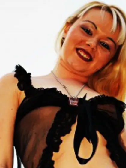 Blonde Anastasjahot Fingering.