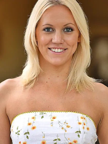 Blonde Jenn FTV removes her white dress and displays her small t