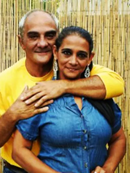 Brunette jozsi ritacica perform