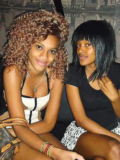 Le paradis noir,  the black paradise25