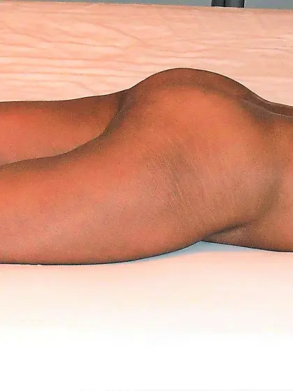 Nicole Sky Spreading