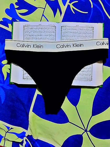 Panty Above Quran